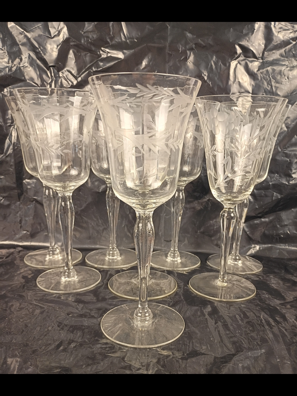 Vintage Etched Grape Vine Wine Glasses Goblets Set of 8 Clear Stemware